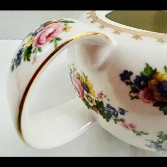 ❤️SOLD❤️Vintage Teapot Royal Albert Fine China Classic Collection “Lady Carlyle” - Picture 9 of 11